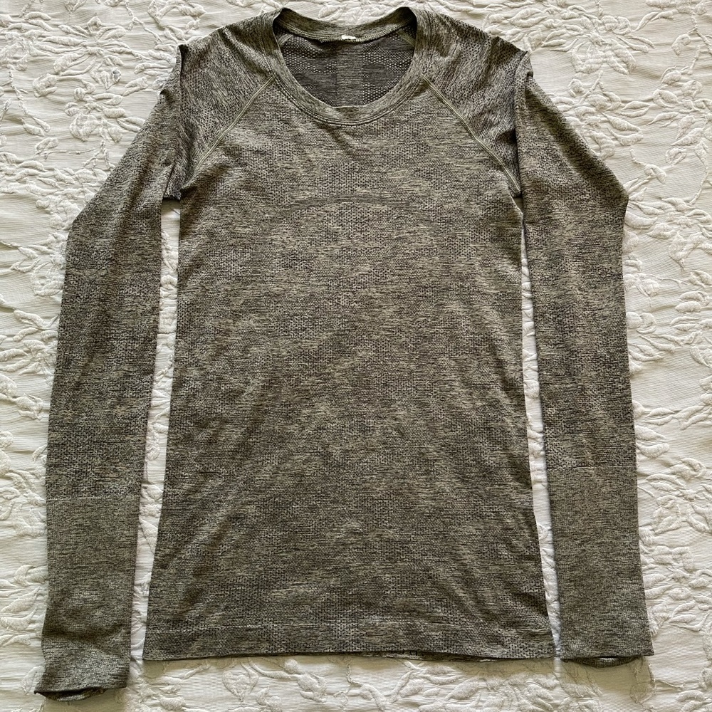 Lululemon swiftly tech long sleeve shirt